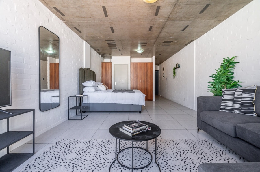 1 Bedroom Property for Sale in Woodstock Western Cape